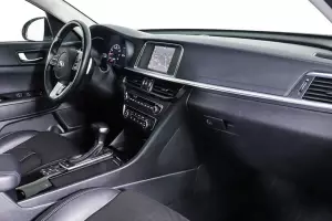 Kia  7