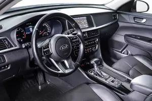 Kia  6