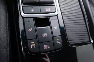 Kia  3