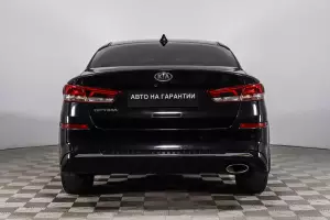 Kia  5
