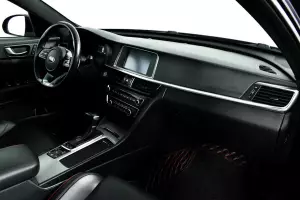 Kia  9
