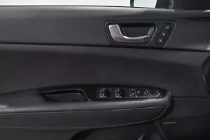 Kia  11