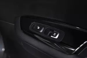 Kia  14