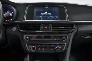 Kia  9