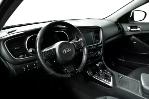 Kia  8
