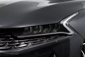 Kia  6