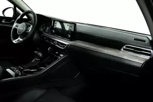 Kia  9