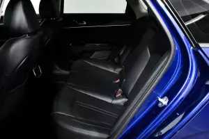 Kia  11