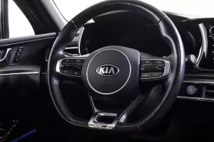 Kia  14