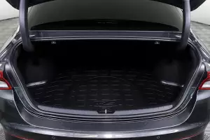Kia  6