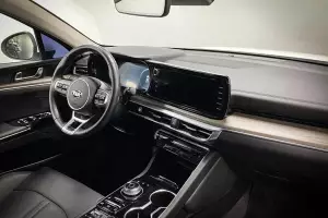 Kia  10