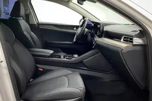 Kia  11