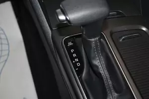 Kia  9
