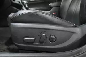 Kia  10