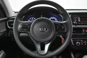 Kia  6