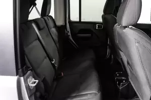 Jeep  13