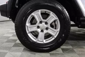 Jeep  8