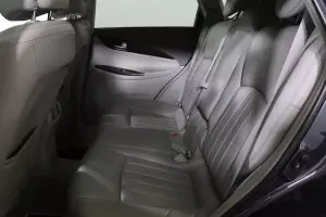Infiniti  11