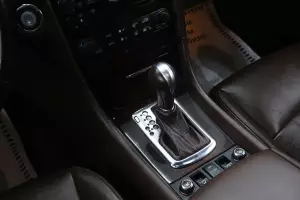Infiniti  5