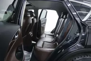 Infiniti  2