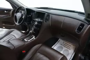 Infiniti  15