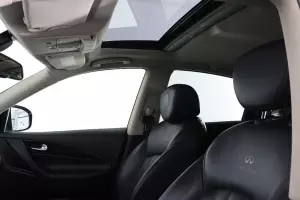 Infiniti  13