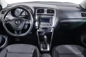 Volkswagen  10