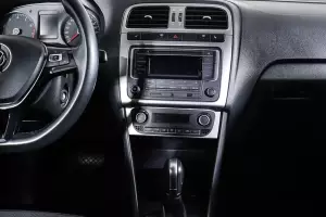Volkswagen  12