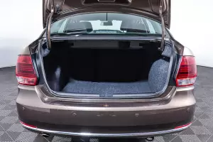 Volkswagen  6