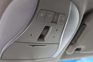 Infiniti  10