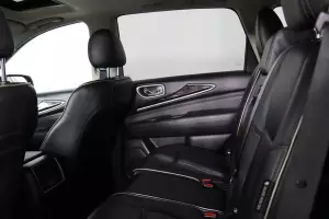 Infiniti  8