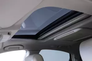 Infiniti  15