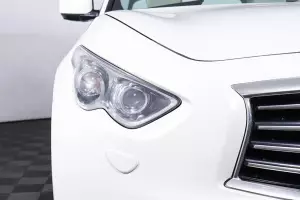 Infiniti  11