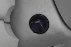 Infiniti  13