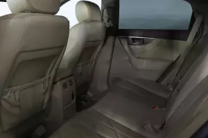 Infiniti  16