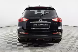 Infiniti  5