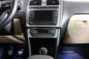 Volkswagen  12