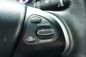 Infiniti  7
