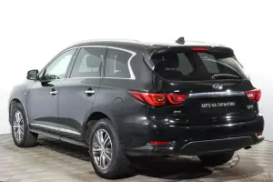 Infiniti  23