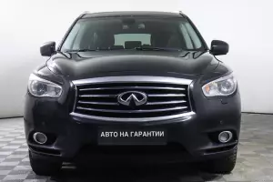 Infiniti  2