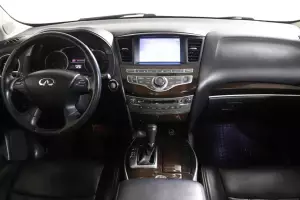 Infiniti  7