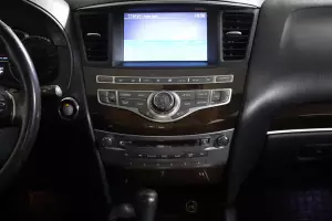 Infiniti  9