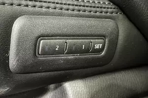 Infiniti  8