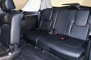 Infiniti  3