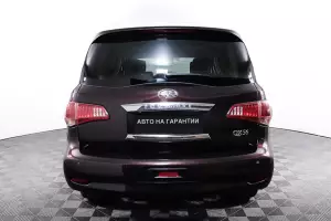 Infiniti  17