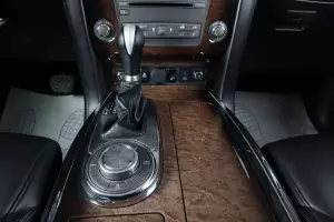 Infiniti  13