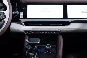 Geely  13