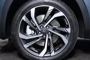 Geely  8