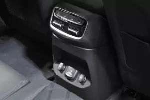 Kia  5