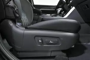 Kia  4